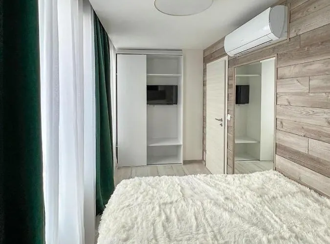 Апартамент Sos Comfort 2 Lazur Бургас