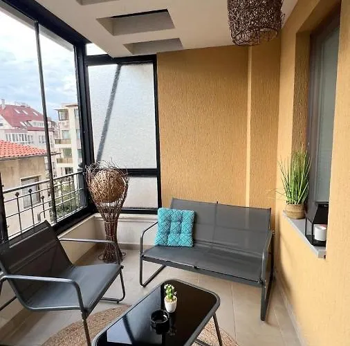 Sos Comfort 2 Lazur Apartamento Burgas